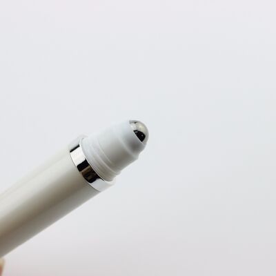 kaufen SRS Neue 10 ml Plastikflasche mit Rollen auf der Flasche Weiß vibrierende Flasche mit Rollen Augencreme 10 ml Plastikflasche mit Rollen auf der Flasche Großhandel Online-Herstellung