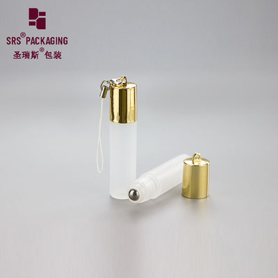 Kostenlose Probe einer leeren Mini-Kosmetik-Parfümrollenflasche aus weißem Kunststoff, 5 ml