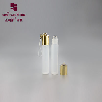 Leere Mini-7-ml-Kosmetik-Frostparfüm-Kunststoffrolle auf transparenter Flasche mit Haken